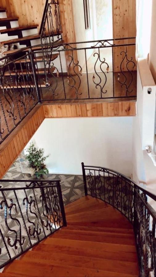 Laghami Guest House Местия Экстерьер фото