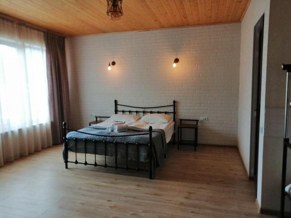 Laghami Guest House Местия Экстерьер фото