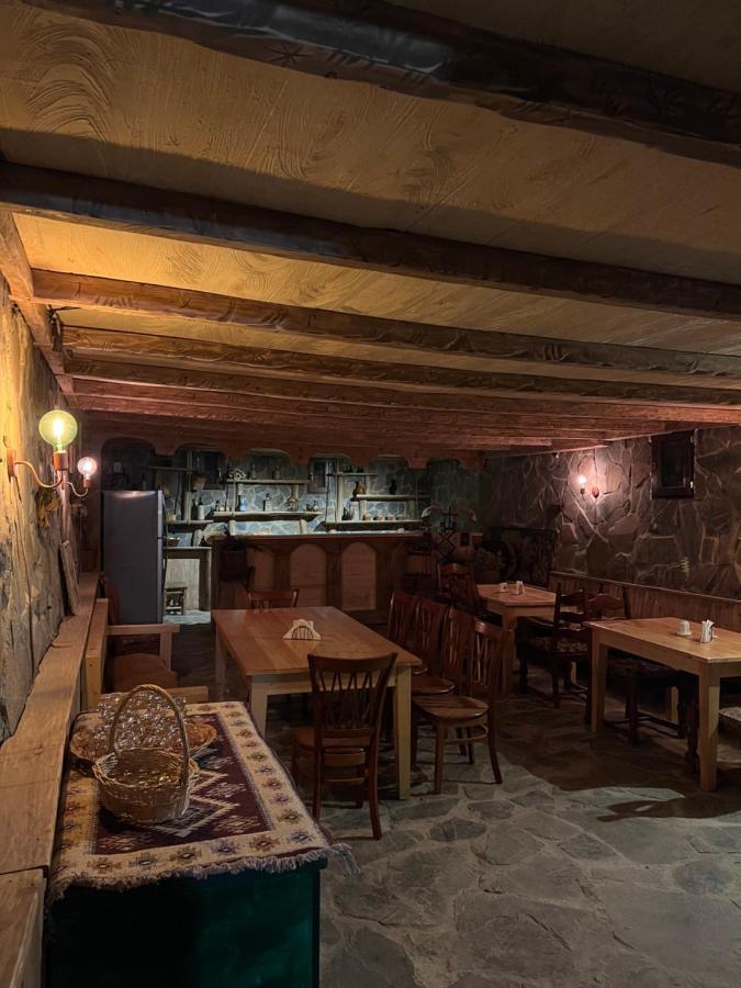 Laghami Guest House Местия Экстерьер фото